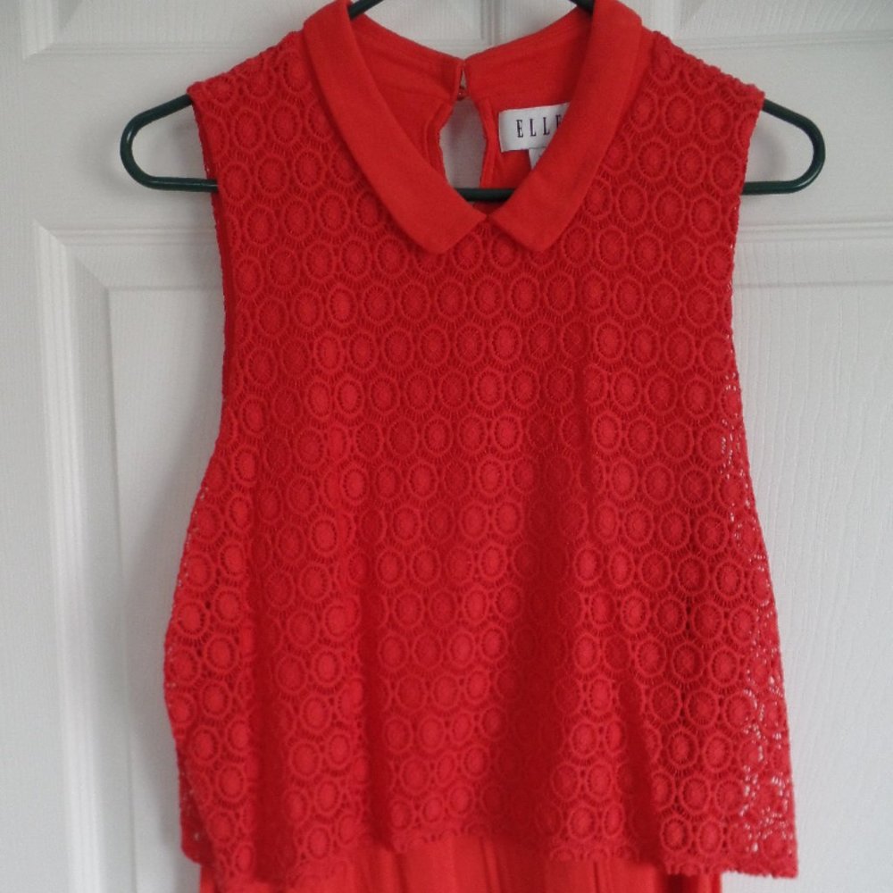 Sleeveless Lace Top, longer